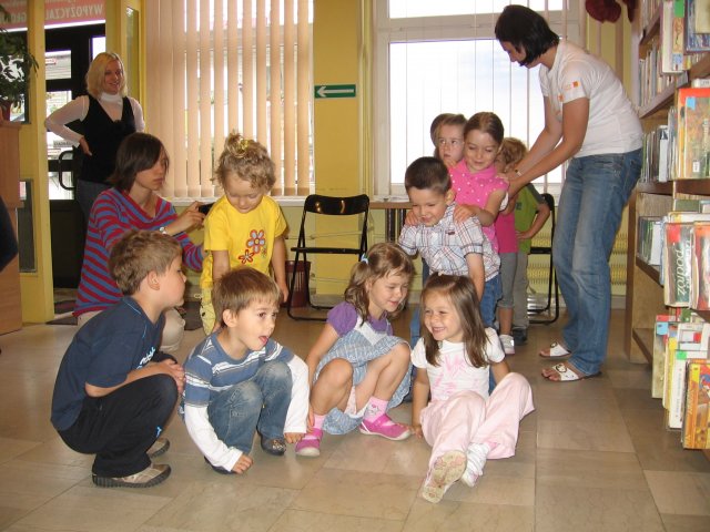 wycieczka_dzieci_z_jzykowej_akademii_krasnoludkw_20111014_1908266266